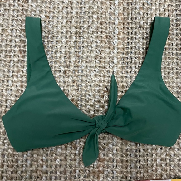 Hollister Swimsuit two-piece bikini - Picture 6 of 7